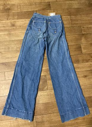 Джинсы в ідеальному стані