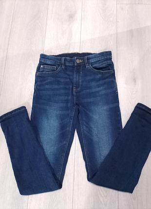 Джинси на дівчинку