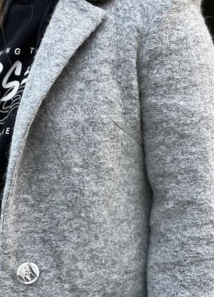 Жіноче пальто з натуральної вовни на зиму та холодну осінь/весну