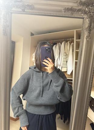 Худі сірого кольору