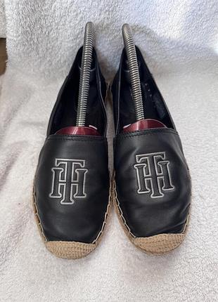 Мокасины эспадрильи tommy hilfiger 38p черные кожа