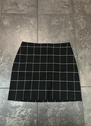 Спідниця юбка жіноча міні h&m 38 чорна в клітинку майже нова