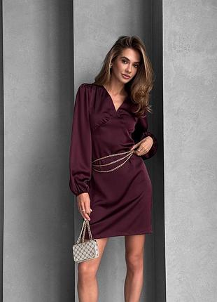 Жіноча шовкова сукня