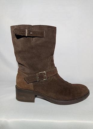 Сапоги замшовые коричневые демисезонные с пряжками размер 39 недорого