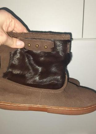 Замшеві напівчоботи