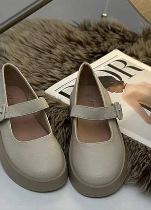 Классические лоферы мэри джейн на платформе