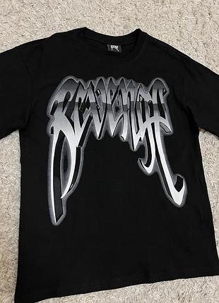 Revenge футболка