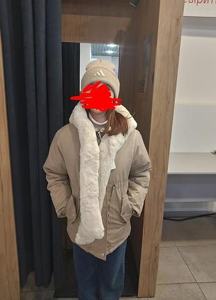 Продам пуховик для девочки.