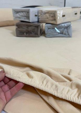 Простынь на резинке плюш с наволочками