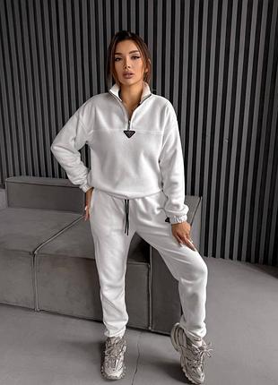Флисовый спортивный костюм