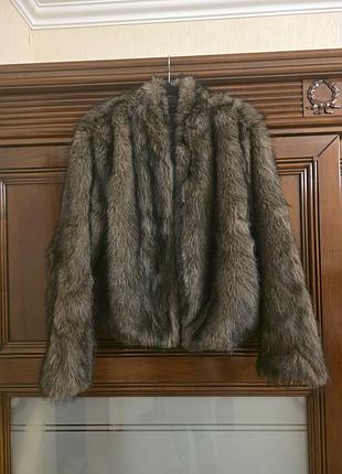 Стильна куртка- шубка