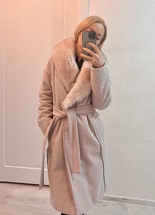 Зимове осіннє пальто вовна з комаром нат хутра . утеплене с