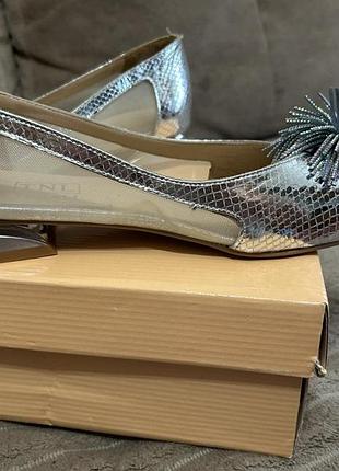 Балетки кожанные