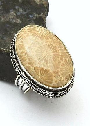 Кільце з натуральним окаменілим коралом, марокко, розмір — 20, індійські прикраси