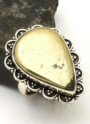 Кольцо с натуральным пиритом, размер 19, индийские украшения