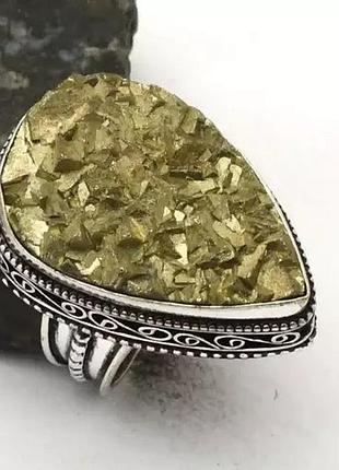 Кольцо с натуральным пиритом, друза, размер 19.25, индийские украшения