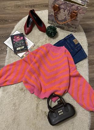 Теплий смугастий светр