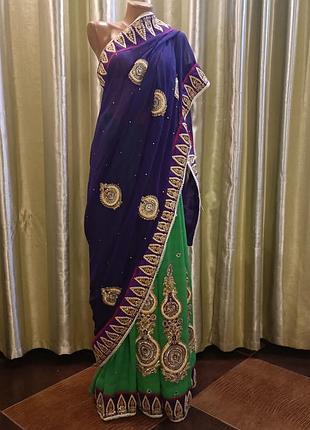 Красивое индийское сари