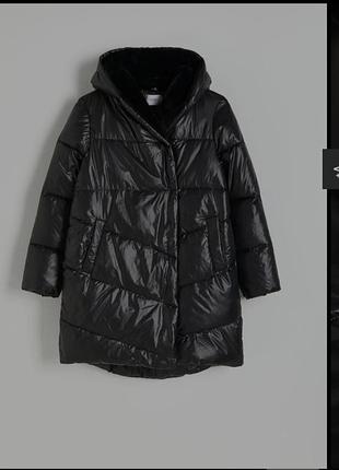 Пальто утепленное reserved,р.18черного цвета