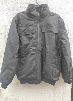 Тепла, непромокаема куртка на утеплителе stonekit