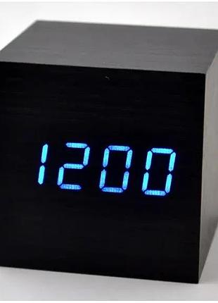 Годинник 872/6 s з датч. температури, у формі дерев. бруска, біла підсвітка