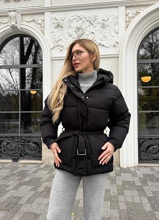 Куртка пуховик зима чорна з капюшоном та поясом