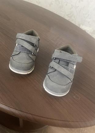 Черевички дитячі