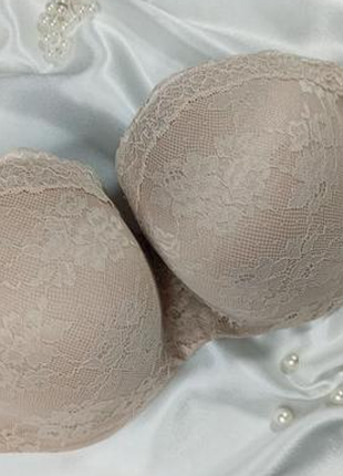 Бежевий бюстгальтер р.100f