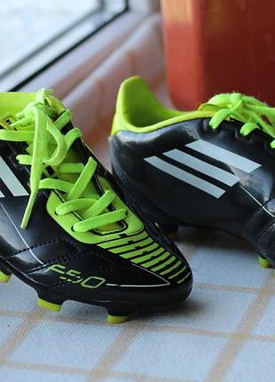 Копачки adidas f10 jr trx fg. оригінал art u44226 оригінал стан відмінний 29р 18см