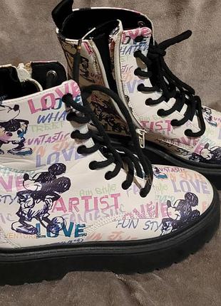 Сапожки, ботинки zara ( disney ) 36 р.
