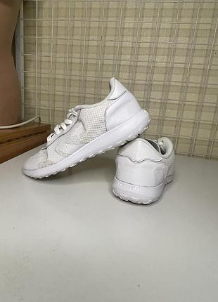 Кросівки converse сітчасті але утеплені білого кольору 36 р