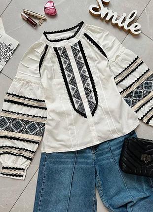 Вышиванка женская