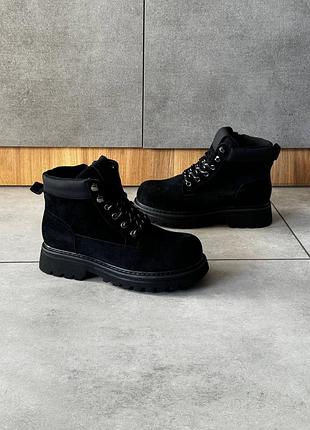 Женские ботинки
