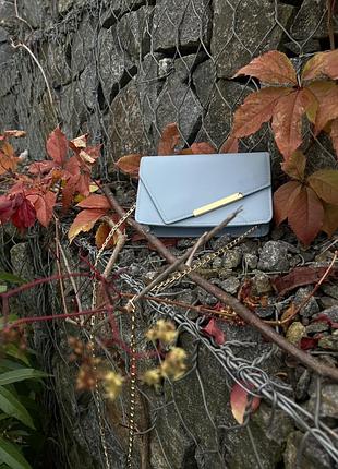 Стильна жіноча сумка на осінь