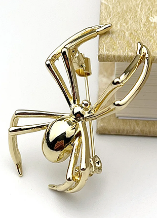 Брошка-сорочка павук