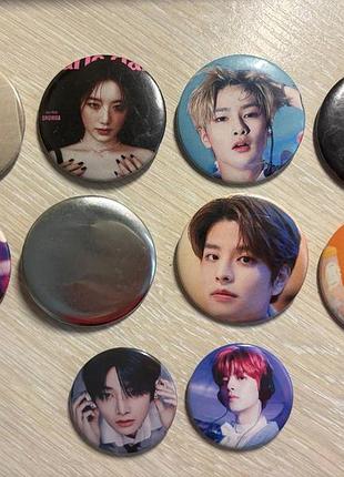 Б/у значки к-поп