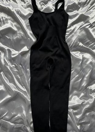 Комбінезон в рубчик з пуш ап ефектом, на флісі