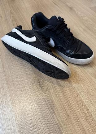 Чоловічі кросівки nike 4