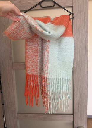 Продам теплый и длинный шарф