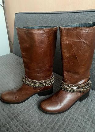 Женские сапоги мiss sixty размер 38 высокий подъем, подходят для любой погоды. стильные и удобные на любой сезон.