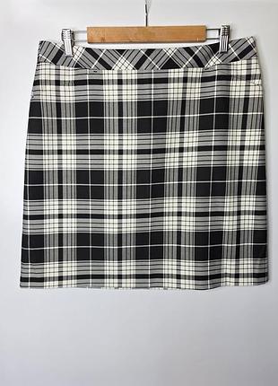 Женская юбка в черно-белую клетку прямая с карманами comma германия миди