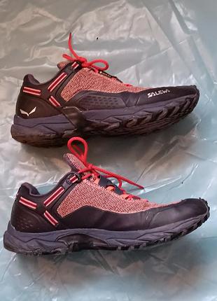 Кроссовки женские трекинговые salewa