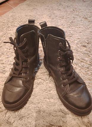 Ботинки на платформе