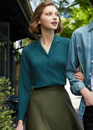 Стильна жіноча сорочка рубашка блуза блузка темно-зеленого кольору в складі віскоза поліестр бренд uniqlo, р.s