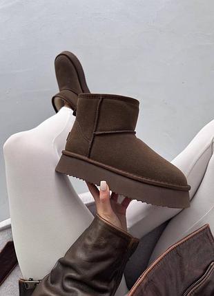 Черевики ugg mini platform dark chocolate suede