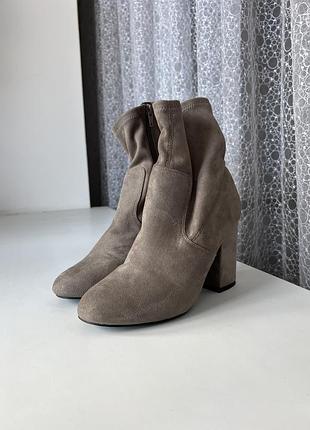 Жіночі ботинки ботильйони напівчобітки на весну, осінь від new look 38 розмір