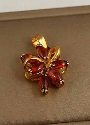 Кулон no name шість каменів з натуральним гранатом золотистий