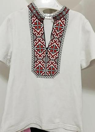 Бельевая футболочка с вышивкой 🥰🙌