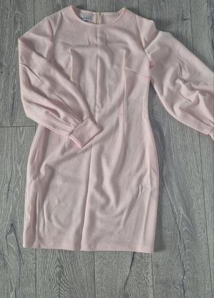 Пудрова сукня