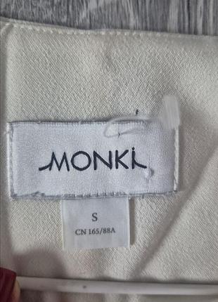 Шикарное платье monki